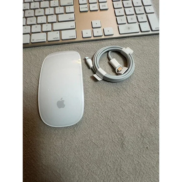 IMac Apple A1243 Aluminum Keyboard USB Wired Numeric Keypad Full Size Tested - Picture 3 of 4